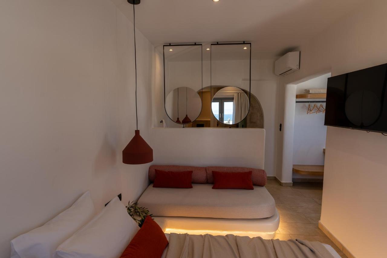 Enalios Sunset Suites Naxos City Екстер'єр фото