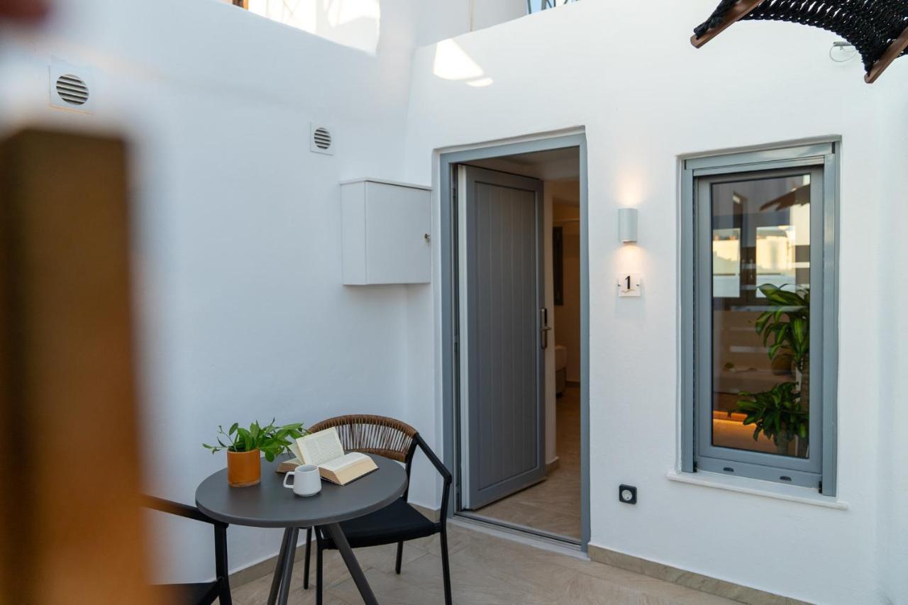Enalios Sunset Suites Naxos City Екстер'єр фото